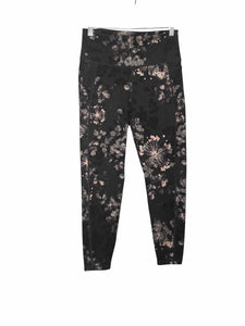 Sweaty Betty Size Medium Black Floral Pre-Owned Leggings- Ladies