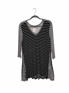 Lynn Ritchie Size Medium Black Stripe Pre-Owned Top- Ladies