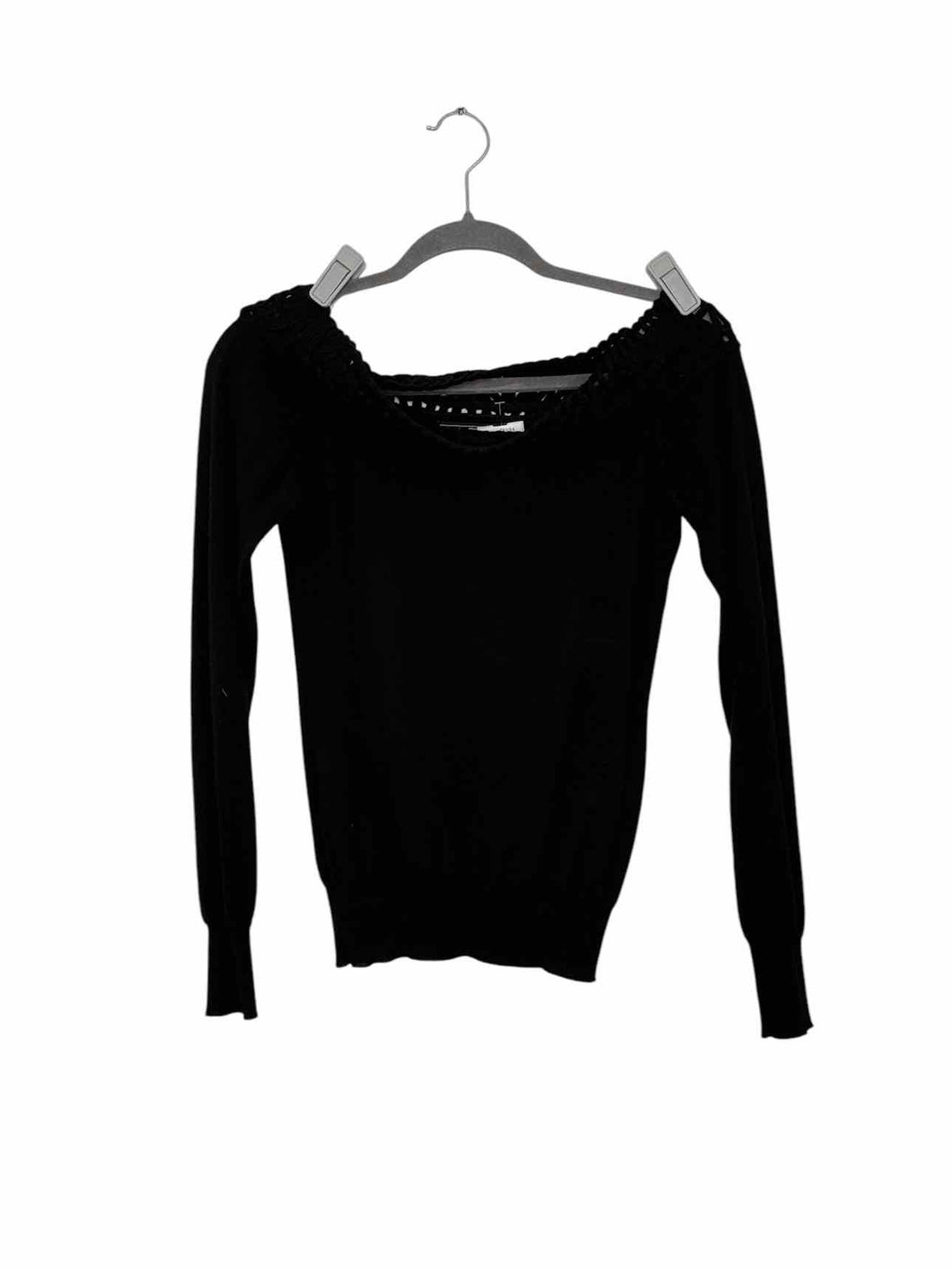 Ferragamo Size Medium Black Pre-Owned Sweater- Ladies