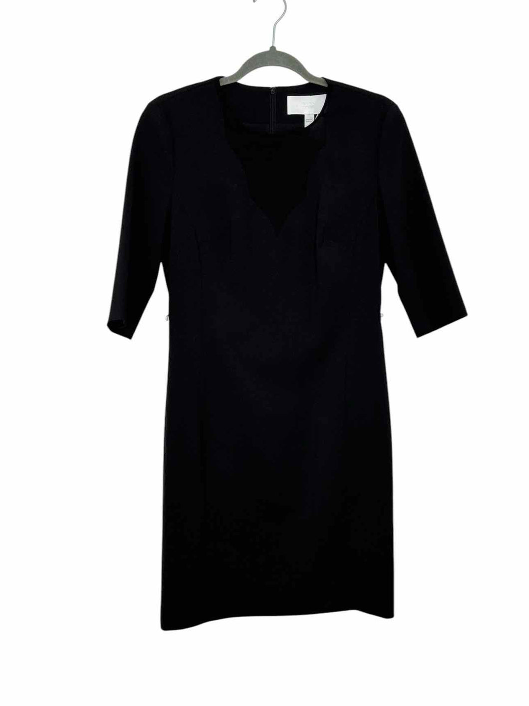 Hugo Boss Size Medium Black Pre-Owned Dress- Ladies