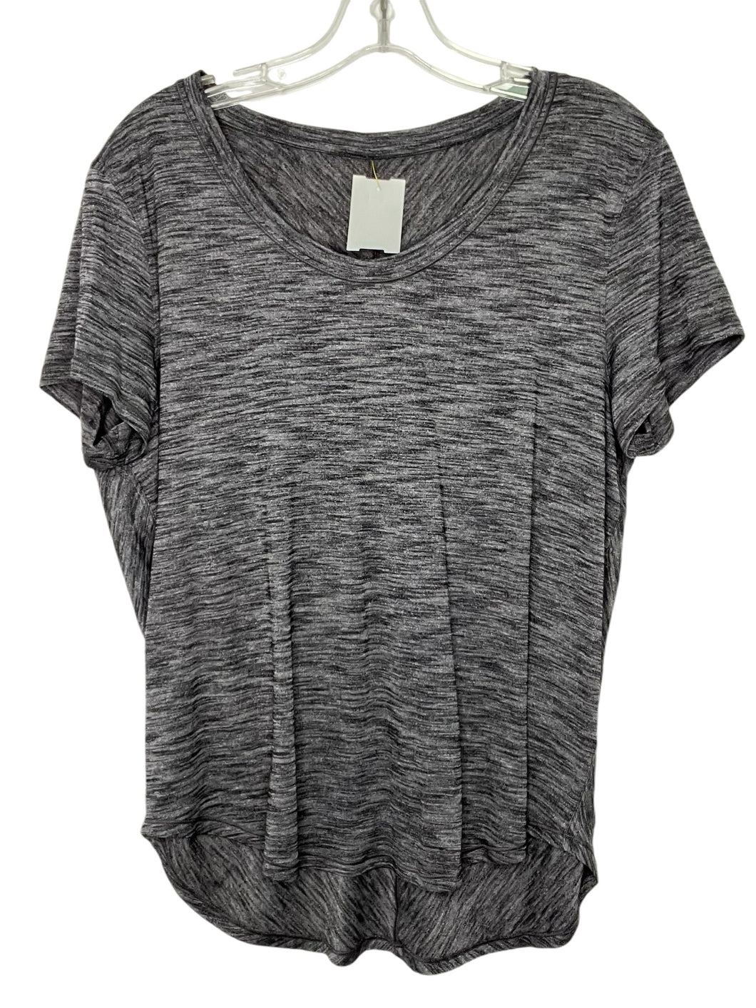 Lululemon Size Medium Grey Pre-Owned T-Shirt- Ladies