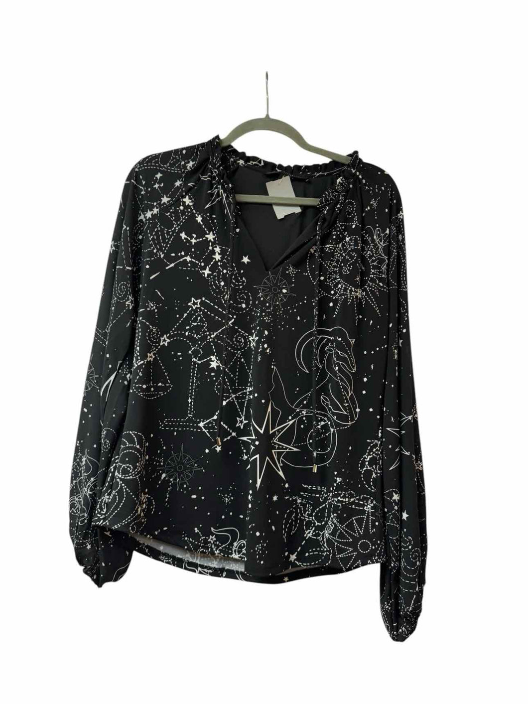 WH/BM Size Small Black Print Pre-Owned Top- Ladies