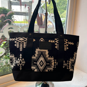 Pendleton Black Print Purse- Ladies