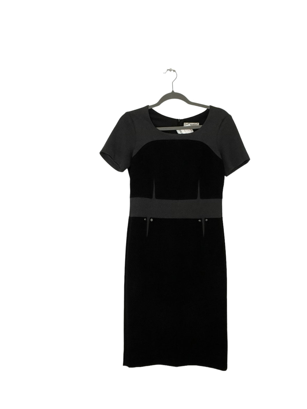 Size 8 Black Pre-Owned Dress- Ladies