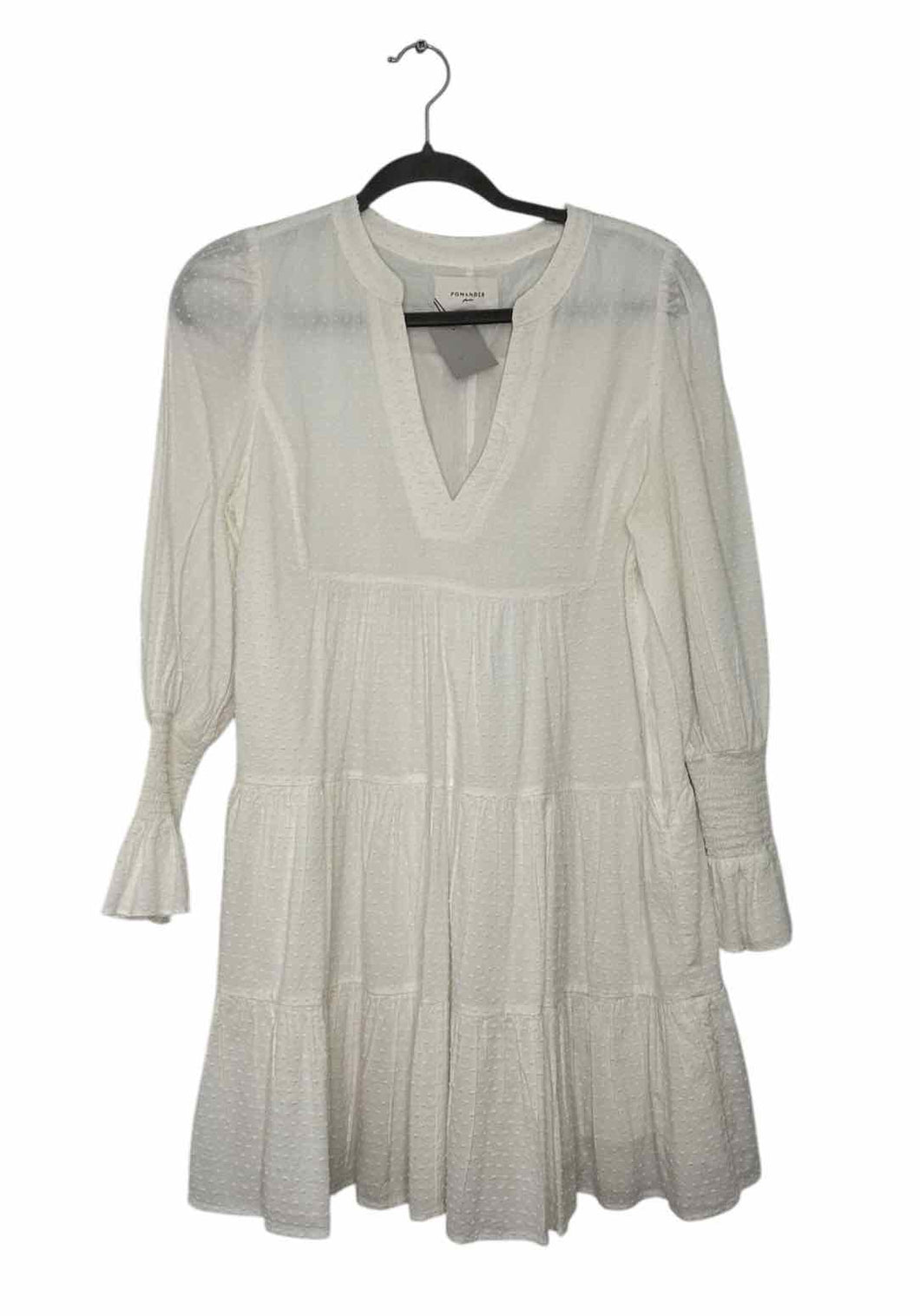 Pomander Place Size Medium White Pre-Owned Dress- Ladies