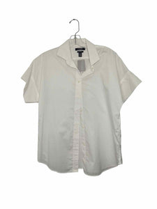 Chaps Size Medium White Pre-Owned Shirt- Ladies