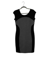 Load image into Gallery viewer, Athleta Size Small Blk/Gry Pre-Owned Dress- Ladies
