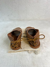 Load image into Gallery viewer, Beek Size 7 Brown Footwear- NWOB Shoes- Ladies
